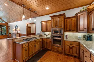 185 King Club Blvd, Scroggins, TX 75480 - Photo 19