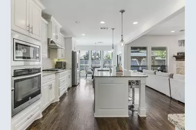 708 Sandbox Drive, Little Elm, TX 76227 - Photo 9