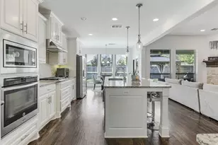 708 Sandbox Dr, Little Elm, TX 76227 - Photo 9