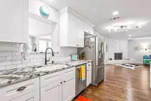 606 Burnwood Dr, Irving, TX 75062 - Photo 11