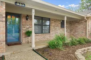 357 S Lindenwood, Hewitt, TX 76643 - Photo 3