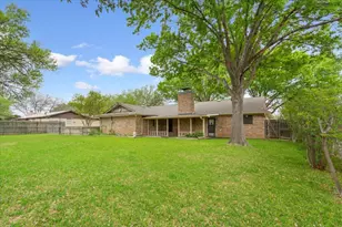357 S Lindenwood, Hewitt, TX 76643 - Photo 7