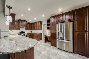 2616 Pin Oak Ln, Plano, TX 75075 - Photo 11