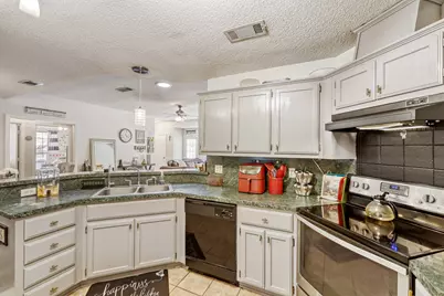902 Teakwood Lane, DeSoto, TX 75115 - Photo 9