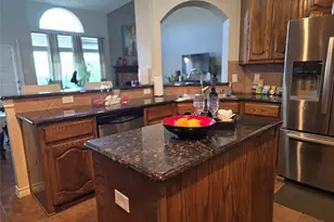 506 Magnolia Ln, Glenn Heights, TX 75154 - Photo 9