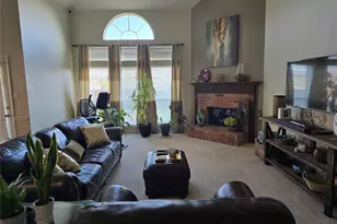 506 Magnolia Ln, Glenn Heights, TX 75154 - Photo 3