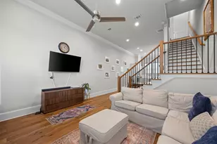 4643 Warwood Ln, Dallas, TX 75219 - Photo 7