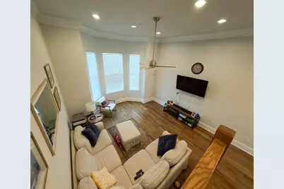 4643 Warwood Lane, Dallas, TX 75219 - Photo 9
