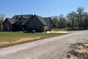 160 Oakwood Hls Dr, Paradise, TX 76073 - Photo 1