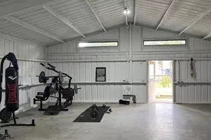 160 Oakwood Hls Dr, Paradise, TX 76073 - Photo 19