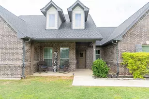 160 Oakwood Hls Dr, Paradise, TX 76073 - Photo 5