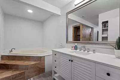 701 Milky Way, Garland, TX 75040 - Photo 19