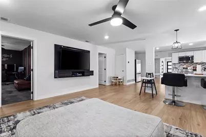 701 Milky Way, Garland, TX 75040 - Photo 13