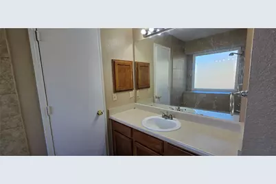 923 Westover Drive, Lancaster, TX 75134 - Photo 11