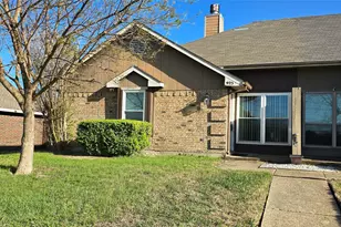 923 Westover Dr, Lancaster, TX 75134 - Photo 1