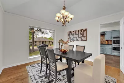 9511 Robin Meadow Drive, Dallas, TX 75243 - Photo 11