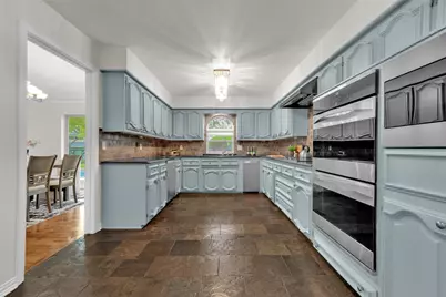 9511 Robin Meadow Drive, Dallas, TX 75243 - Photo 13