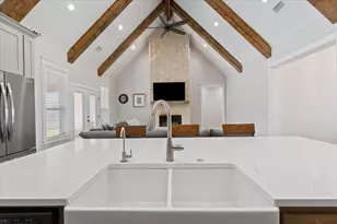 1024 Cecilia Ct, Robinson, TX 76706 - Photo 15