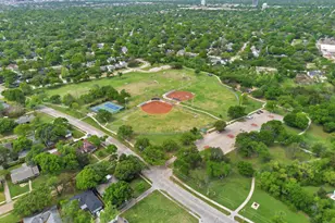 732 Pinehurst Dr, Richardson, TX 75080 - Photo 29