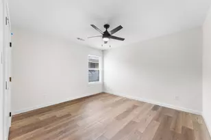 2434 Iroquois St, Dallas, TX 75212 - Photo 25