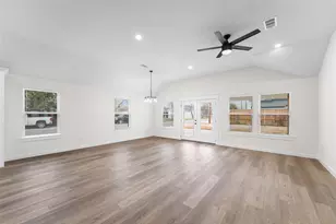 2434 Iroquois St, Dallas, TX 75212 - Photo 29