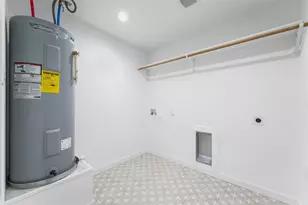 2434 Iroquois St, Dallas, TX 75212 - Photo 31