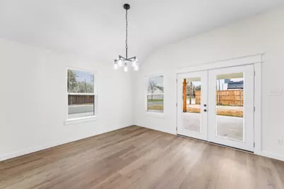 2434 Iroquois Street, Dallas, TX 75212 - Photo 15