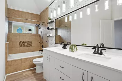 2206 Arbor Creek Drive, Carrollton, TX 75010 - Photo 13