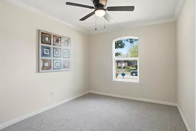 2206 Arbor Creek Drive, Carrollton, TX 75010 - Photo 17