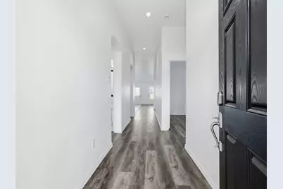 424 Shady Shore Lane, Crowley, TX 76036 - Photo 5