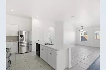 424 Shady Shore Lane, Crowley, TX 76036 - Photo 11