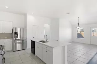 424 Shady Shore Ln, Crowley, TX 76036 - Photo 11