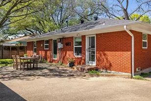 6734 Blessing Dr, Dallas, TX 75214 - Photo 31