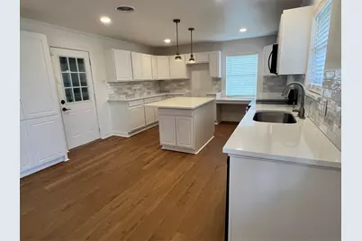 2406 Ridgecrest Drive, Garland, TX 75041 - Photo 7