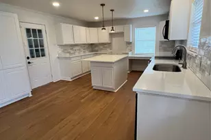 2406 Ridgecrest Dr, Garland, TX 75041 - Photo 7