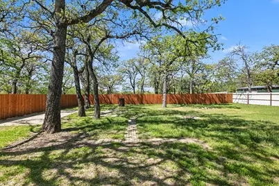 5318 Trentman Street, Fort Worth, TX 76119 - Photo 29