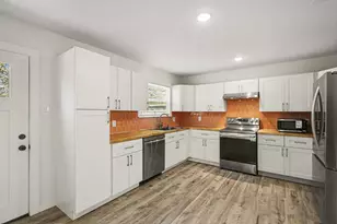 5318 Trentman St, Fort Worth, TX 76119 - Photo 3