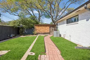 10105 Kirkhaven Dr, Dallas, TX 75238 - Photo 35