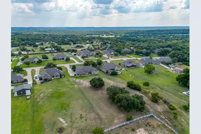 13041 Stacey Valley Drive, Azle, TX 76020 - Photo 35