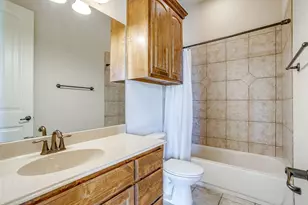 13041 Stacey Valley Dr, Azle, TX 76020 - Photo 31