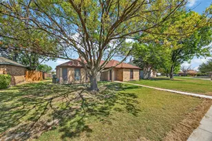 3425 7th St, Sachse, TX 75048 - Photo 3
