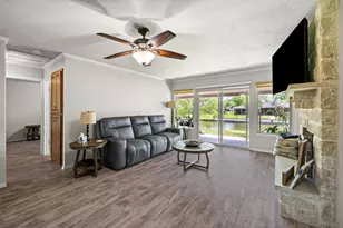 3711 Quail Run, Granbury, TX 76049 - Photo 5