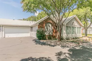 803 Cara Ln, Arlington, TX 76012 - Photo 3