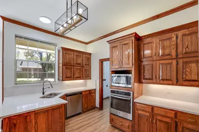 3704 Cross Bend Drive, Arlington, TX 76016 - Photo 9