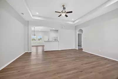 625 Green Mound Drive, Glenn Heights, TX 75154 - Photo 5