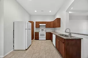 625 Green Mound Dr, Glenn Heights, TX 75154 - Photo 11