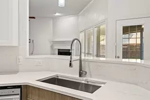 7033 Ridge Crest Dr, North Richland Hills, TX 76182 - Photo 11