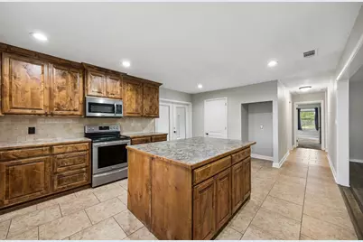 597 E Main Street, Van, TX 75790 - Photo 11