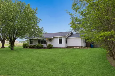 597 E Main Street, Van, TX 75790 - Photo 1