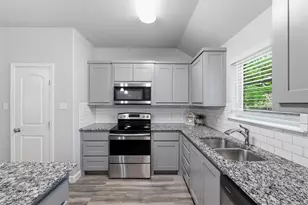 424 N Cedar St, Springtown, TX 76082 - Photo 9